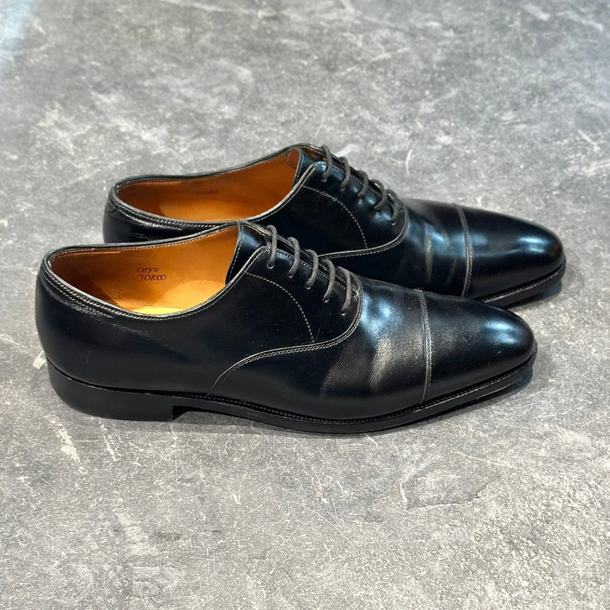 極美品【JOHNLOBB】ジョンロブ シティ2 ストレートチップ ブラック カーフ 7000ラスト サイズUK7D 7000ラスト