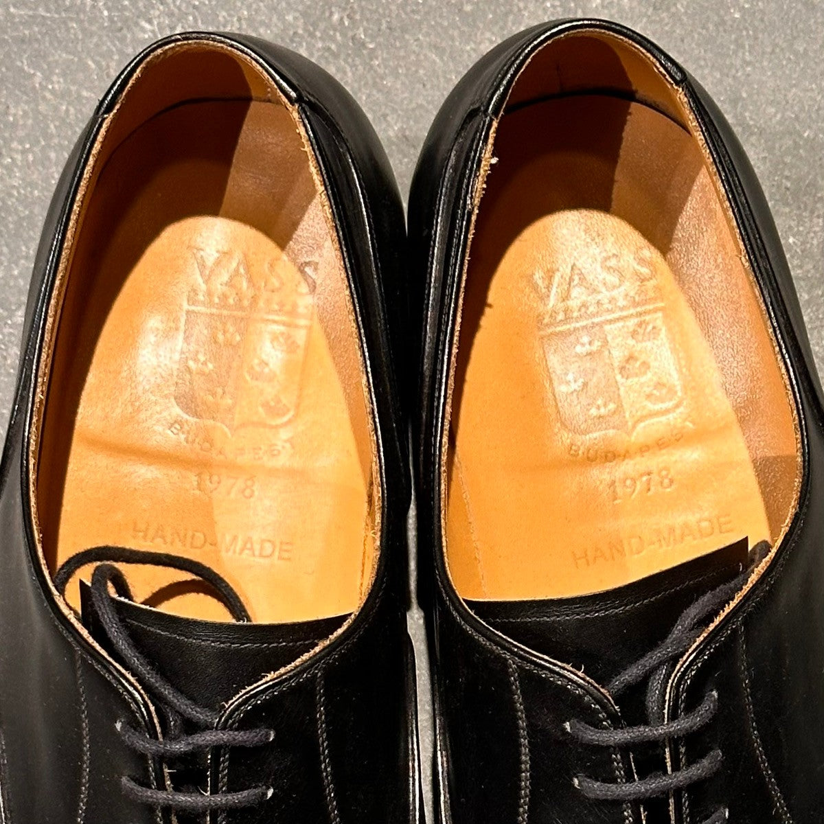 【VASS】ヴァーシュ ATTILA ストレートチップ カーフ ブラック サイズ41.5 Fラスト