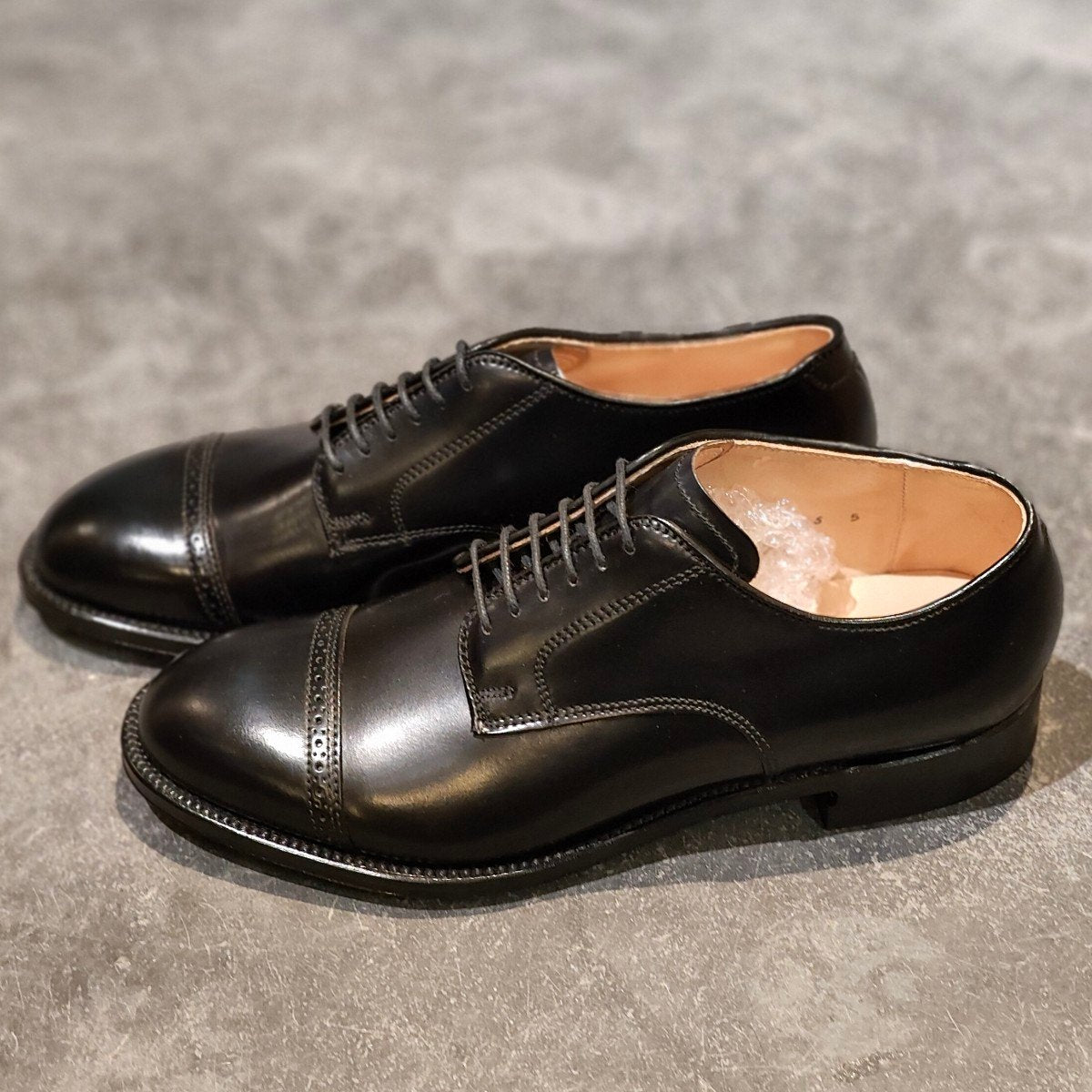 新品未使用【ALDEN】オールデン 56251 パンチドキャップトゥ コード