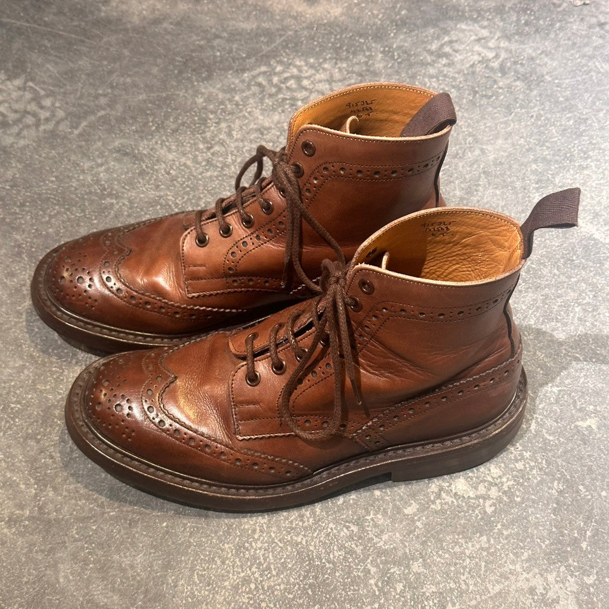 【Tricker’s】トリッカーズ M2508 カントリーブーツ カーフ ダークブラウン サイズUK6