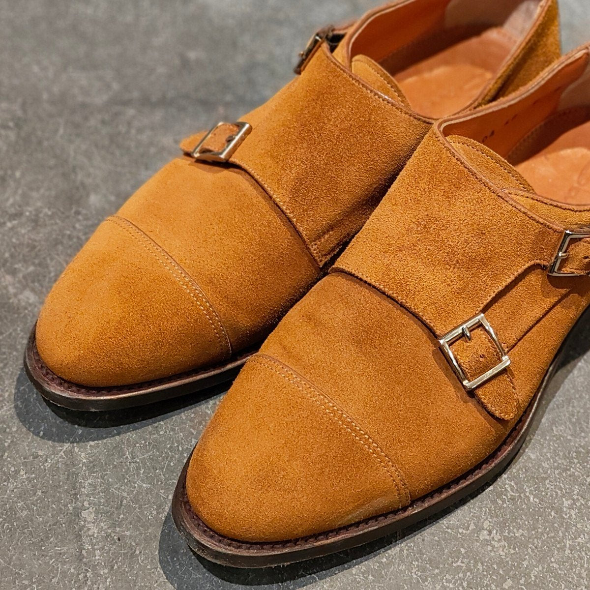 【オンライン限定】使用数回【santoni】サントーニ 14304 ダブルモンク スエード ライトブラウン サイズUK6