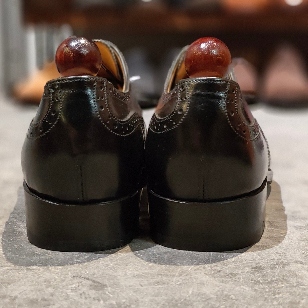 新品未使用【VASS】ヴァーシュ セミブローグ ダービー カーフ ブラック サイズ43