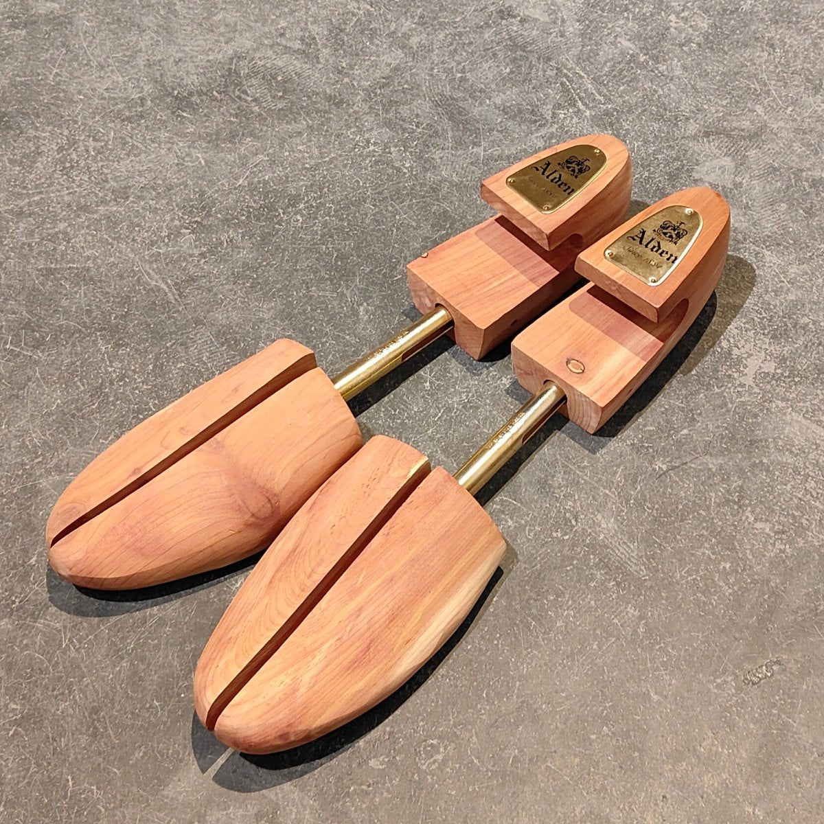 極美品【ALDEN】レザーシューズ D8601 NST Uチップ コードバン ダークバーガンディ サイズUS10D プラザラスト
