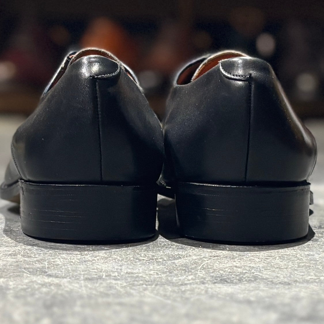 美品【Tricker's】トリッカーズ 筆記体ロゴ プレーントゥ V