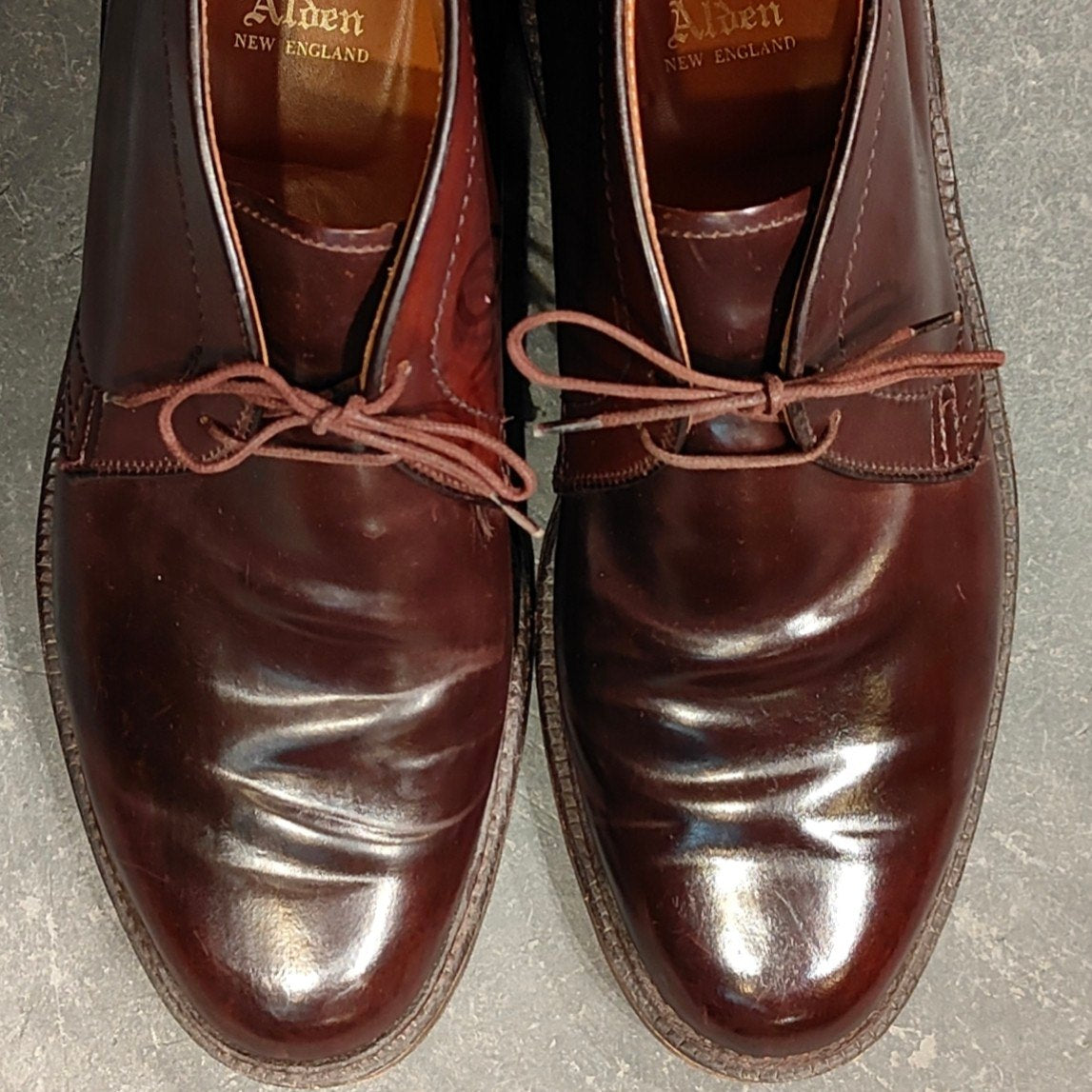 美品【ALDEN】オールデン チャッカブーツ 1339 コードバン ダークバーガンディ サイズUS9E バリーラスト 参考定価￥225,500-