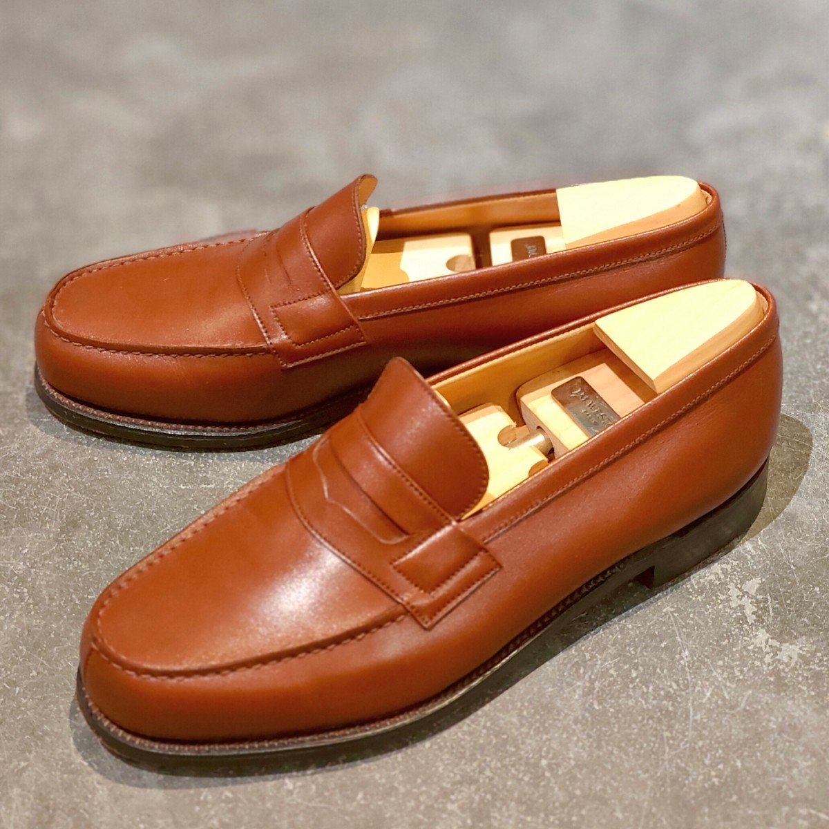 使用数回 【J.M.WESTON】ジェイエムウエストン 180 シグニチャーローファー ボックスカーフ タンブラウン サイズUK7E 41ラスト 参考定価￥165,000-