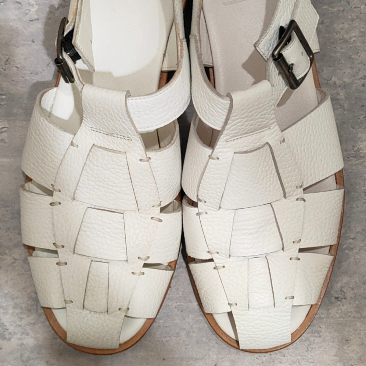 美品【Paraboot】パラブーツ パシフィック グルカサンダル グレインレザー ホワイト サイズ42