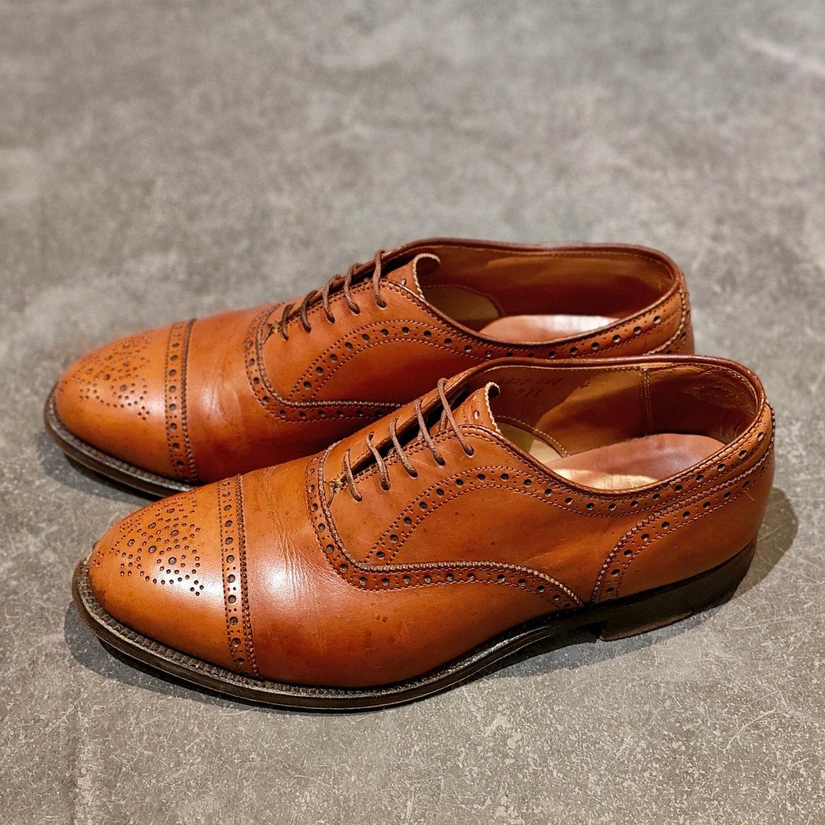 【新品！】 オールデン ALDEN セミブローグ US7 ALDEN】オールデン 911 セミブローグ カーフ ブラウン サイズUS7E
