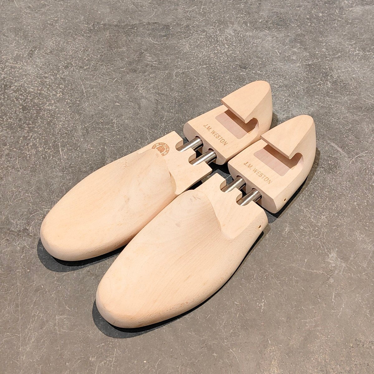 美品【J.M.WESTON】ジェイエムウエストン 180 シグニチャーローファー ボックスカーフ ブラック サイズ UK5.5D 41ラスト 参考定価￥165,000-