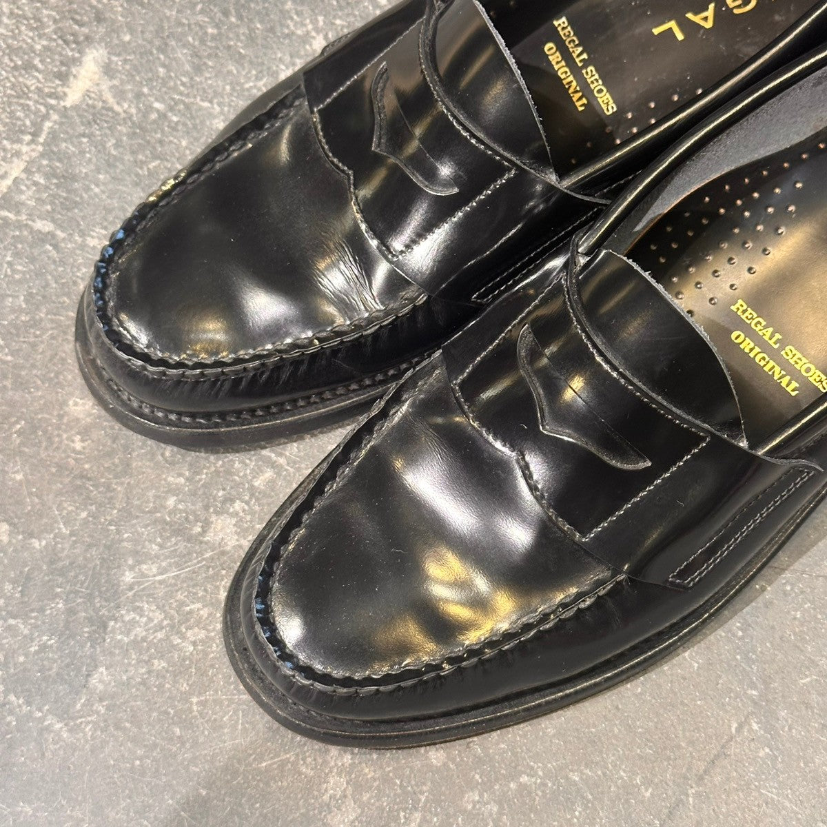 極美品【REGAL】リーガル W54B コインローファー パテントレザー