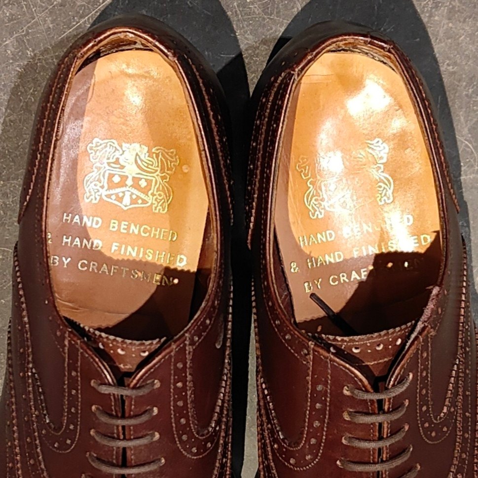 church's 3都市 Bordeaux ウイングチップ フルブローグ 85F church's 3都市 Bordeaux ウイングチップ フルブローグ 85F