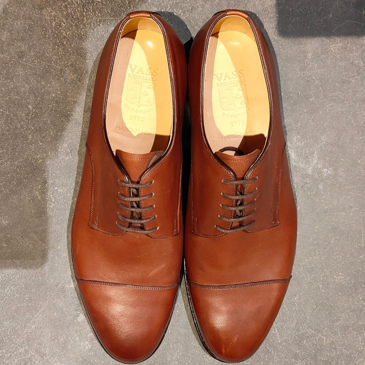 新品未使用【VASS】ヴァーシュ ストレートチップ ダービー カーフ ブラウン サイズ43