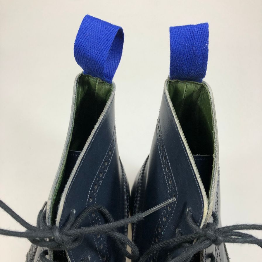 【オンライン限定】【Tricker's】トリッカーズ カントリーブーツ ウイングチップ M7655 メンズ  ネイビー サイズUK7