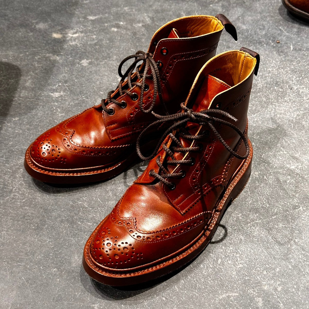 トリッカーズ／Tricker's | LASTLAB 渋谷の革靴専門店