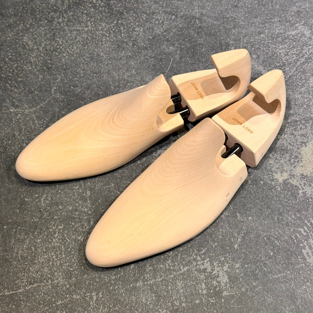 使用数回美品【JOHN LOBB】ジョンロブ フィリップ2 パンチドキャップトゥ カーフ ブラック サイズUK9.5E 7000ラスト