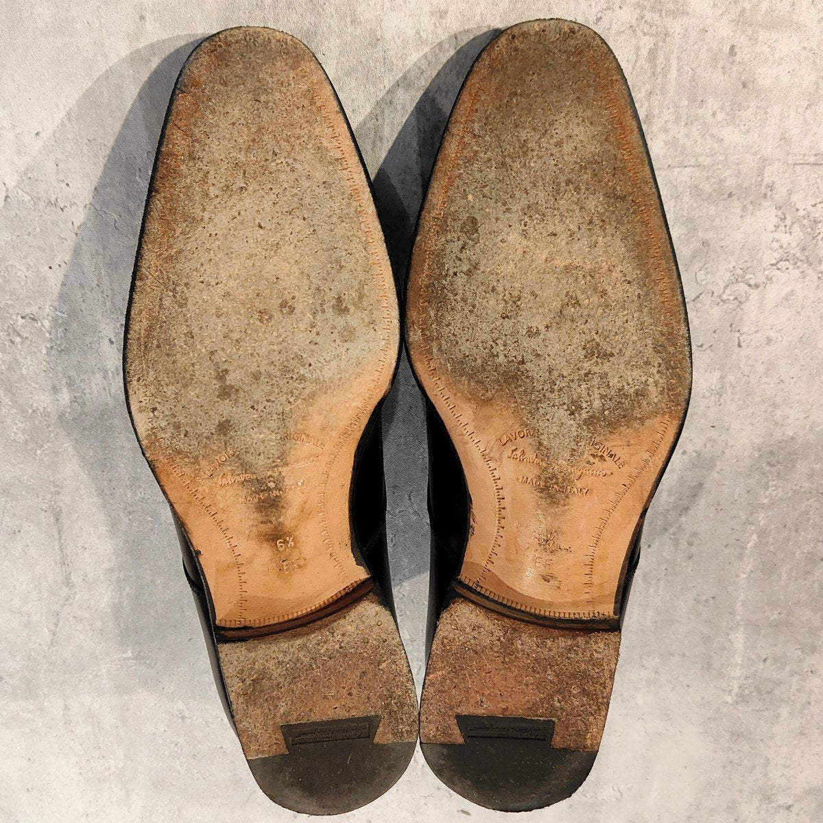 極美品【Salvatore Ferragamo】サルヴァトーレフェラガモ 48022 プレーントゥ カーフ ブラック サイズUK6.5EE