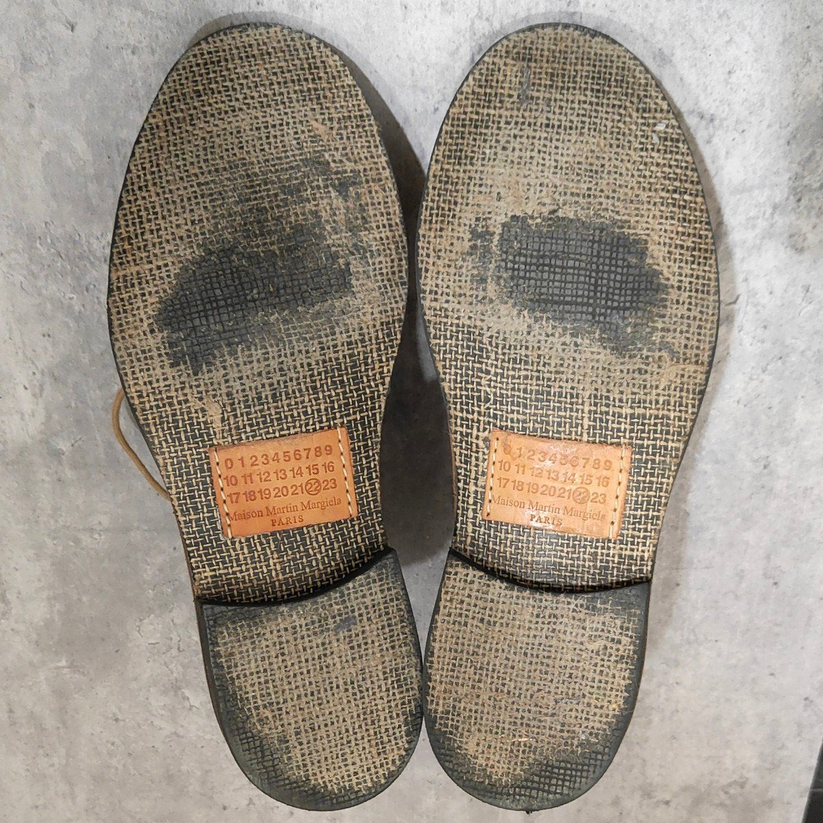 【Maison Margiela】メゾン マルジェラ プレーントゥ ブーツ サイドジップ 靴底レザータグ カーフ ブラウン サイズ41
