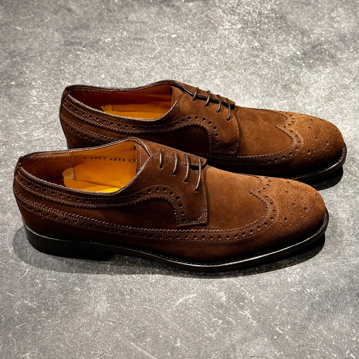 未使用品【Salvatore Ferragamo】サルヴァトーレ フェラガモ ウイングチップ 3207  スエード ブラウン メンズ サイズUK8.5E