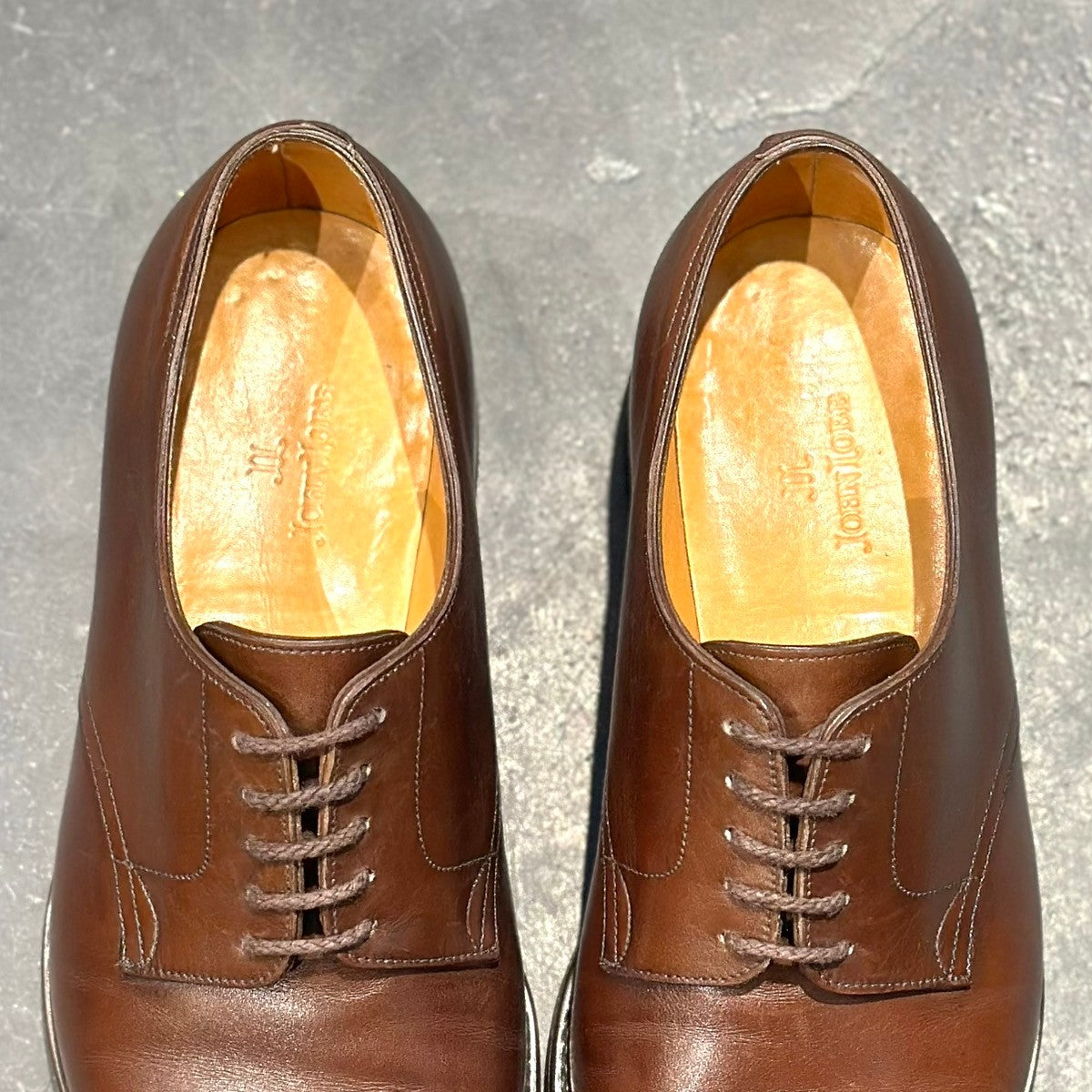 極美品【JOHN LOBB】ジョンロブ パンチドキャップトゥ ラッセル